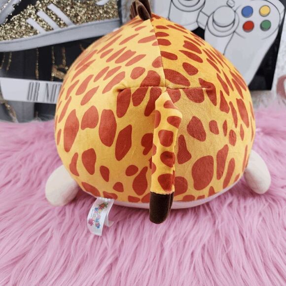 Smoochy Pals Giraffe: Your Cuddly Companion for Endless Joy and Playtime! - Picture 3 of 4